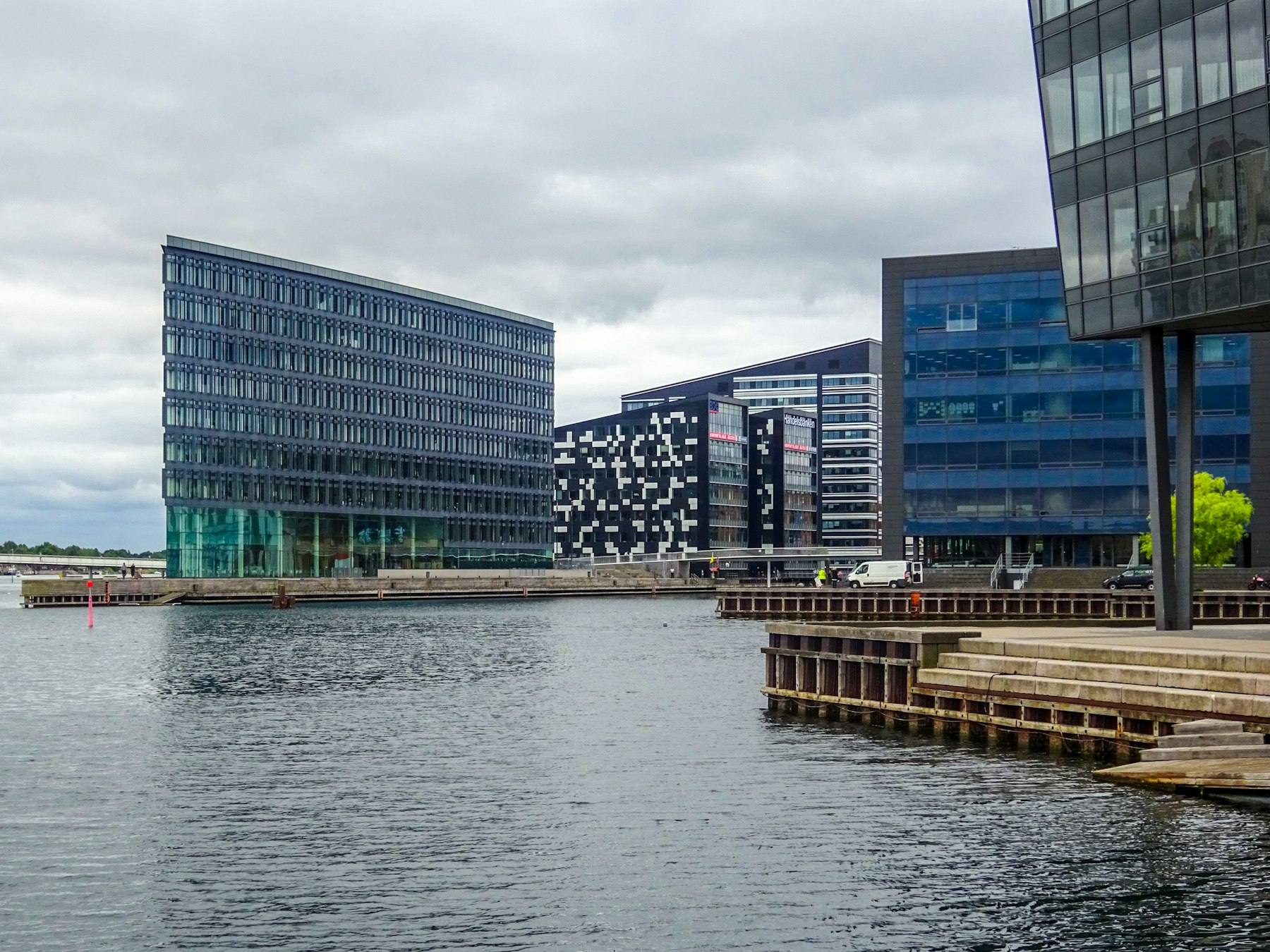 Kontorbygninger ved havnen i København